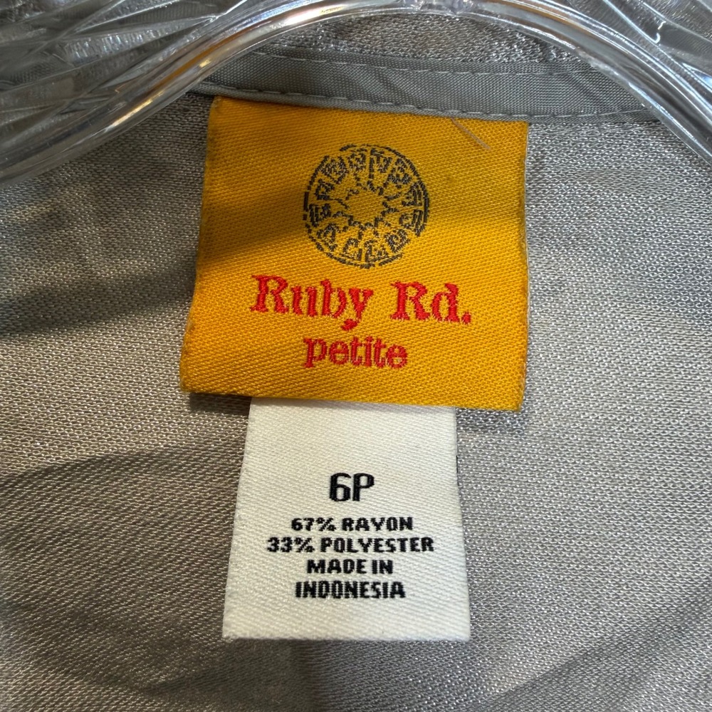 Ruby Rd Petite Metallic Silver Jacket Women Size 6P Button Front Collared Casual - Picture 3 of 4
